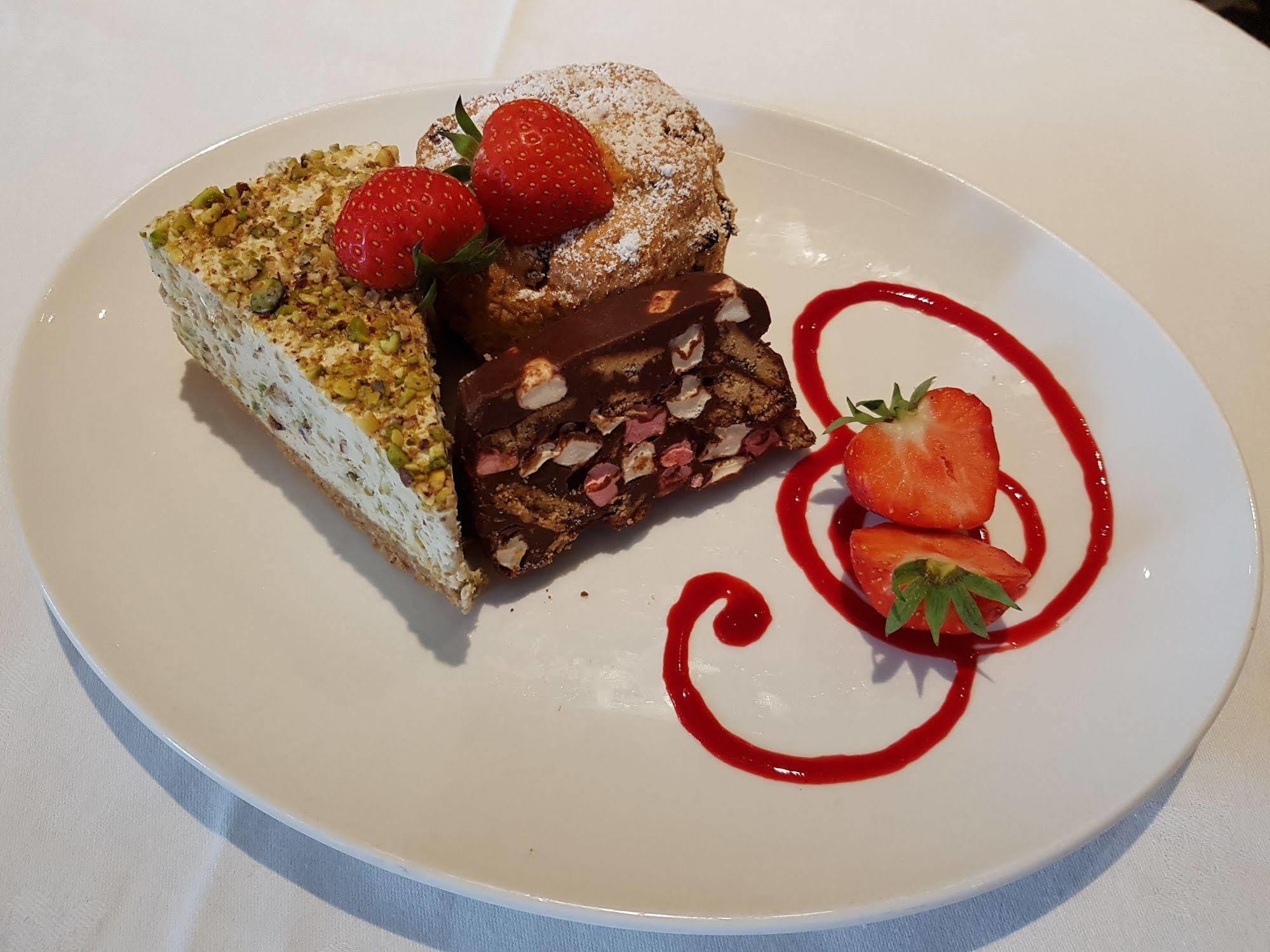 Cill Aodain Court Hotel Kiltimagh Luaran gambar
